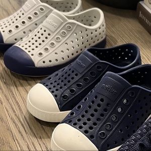 NATIVE toddler shoes ( 2 pairs !!!)